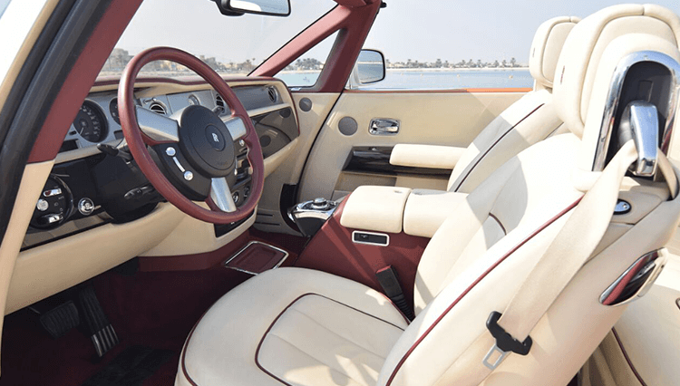 Rent Rolls Royce Phantom Drophead in Dubai