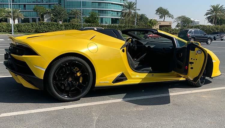 Lamborghini-Huracan-Evo-Spyder-Rent-in-Dubai