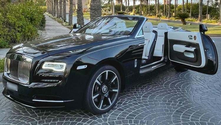 Rolls Royce Dawn Black Rental Dubai