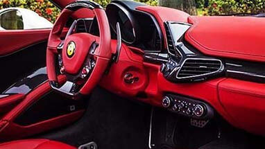 Dubaï Louer une Ferrari