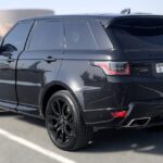 Range Rover Sport schwarze Bilder Dubai