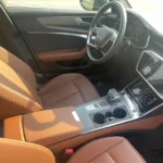 Location d'Audi A6 à Dubaï