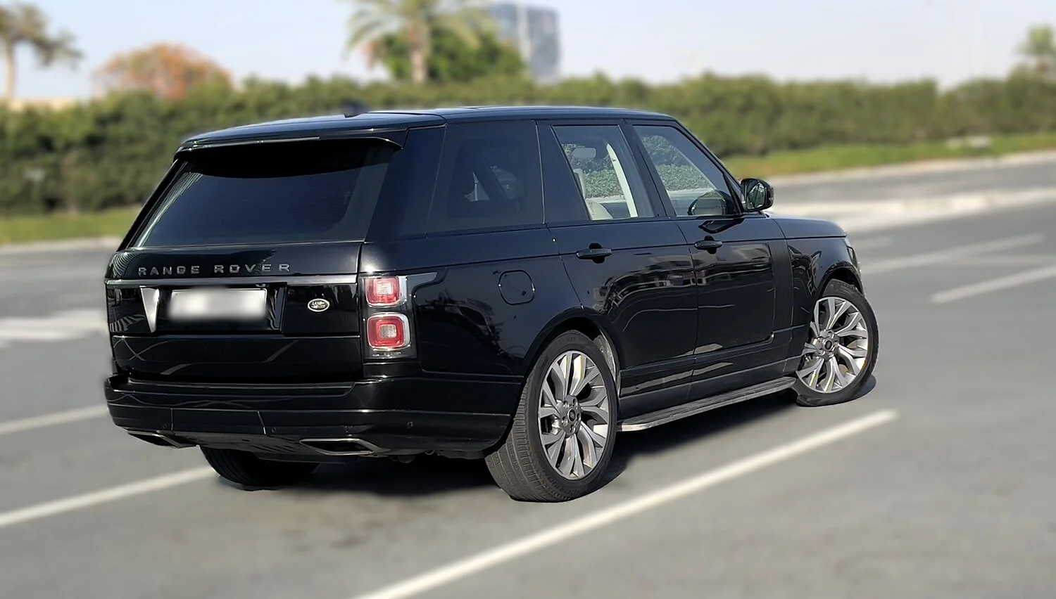 rent range rover vogue with driver in dubai