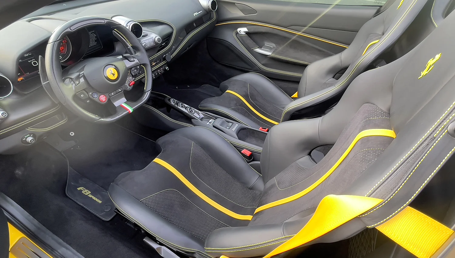 Ferrari F8 Spider Rental